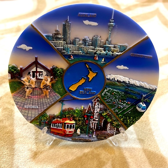 Curio Plate. Show piece